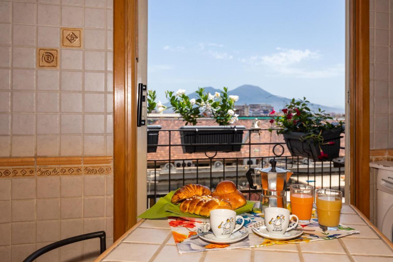 Apartamento Salotto Napoletano 381 Nápoles Exterior foto