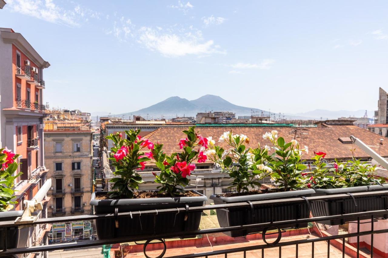 Apartamento Salotto Napoletano 381 Nápoles Exterior foto