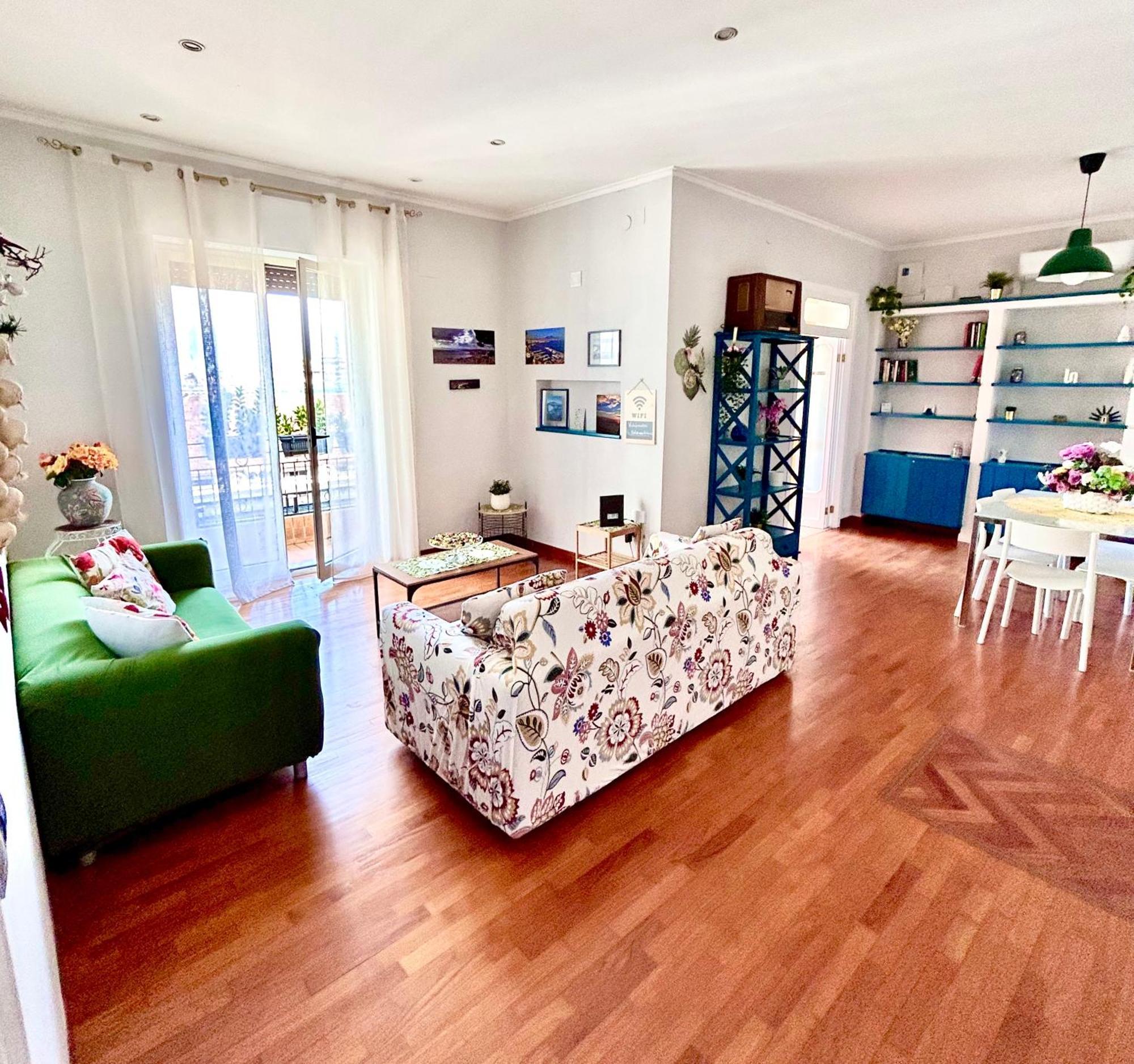 Apartamento Salotto Napoletano 381 Nápoles Exterior foto
